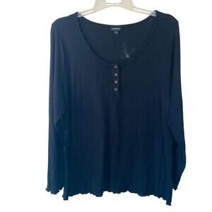 Torrid Waffle Knit Half button. Black pullover size 3X